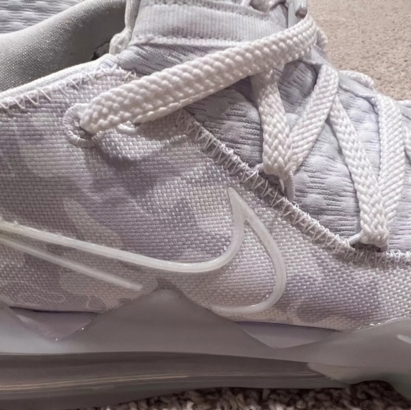 Nike Air LeBron XVII 17 low basketball shoes white platinum camo camouflage 12.5 - Picture 5 of 5